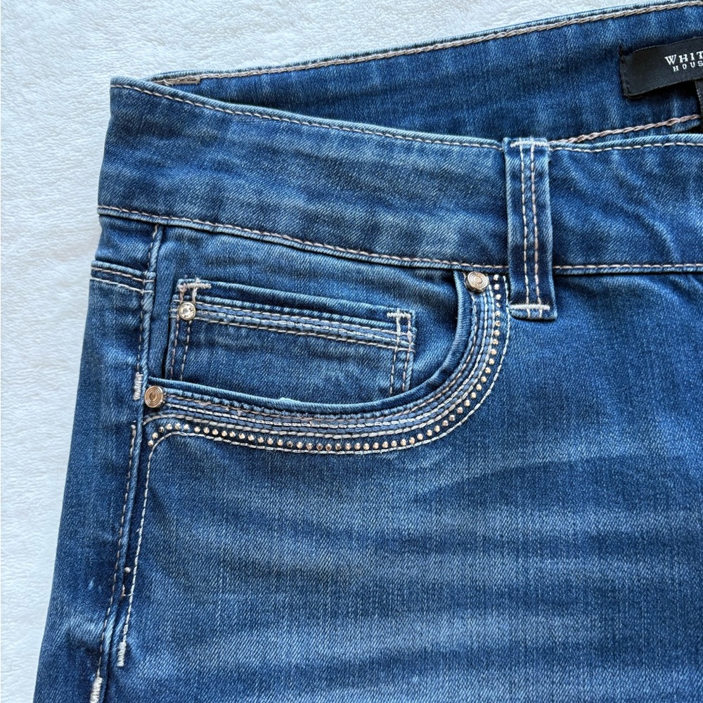 White House Black Market Embellished Jeans - Size 6 - Picture 5 of 15